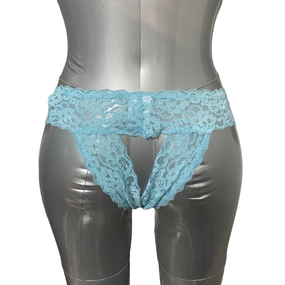 Sexy panty with cutout size medium